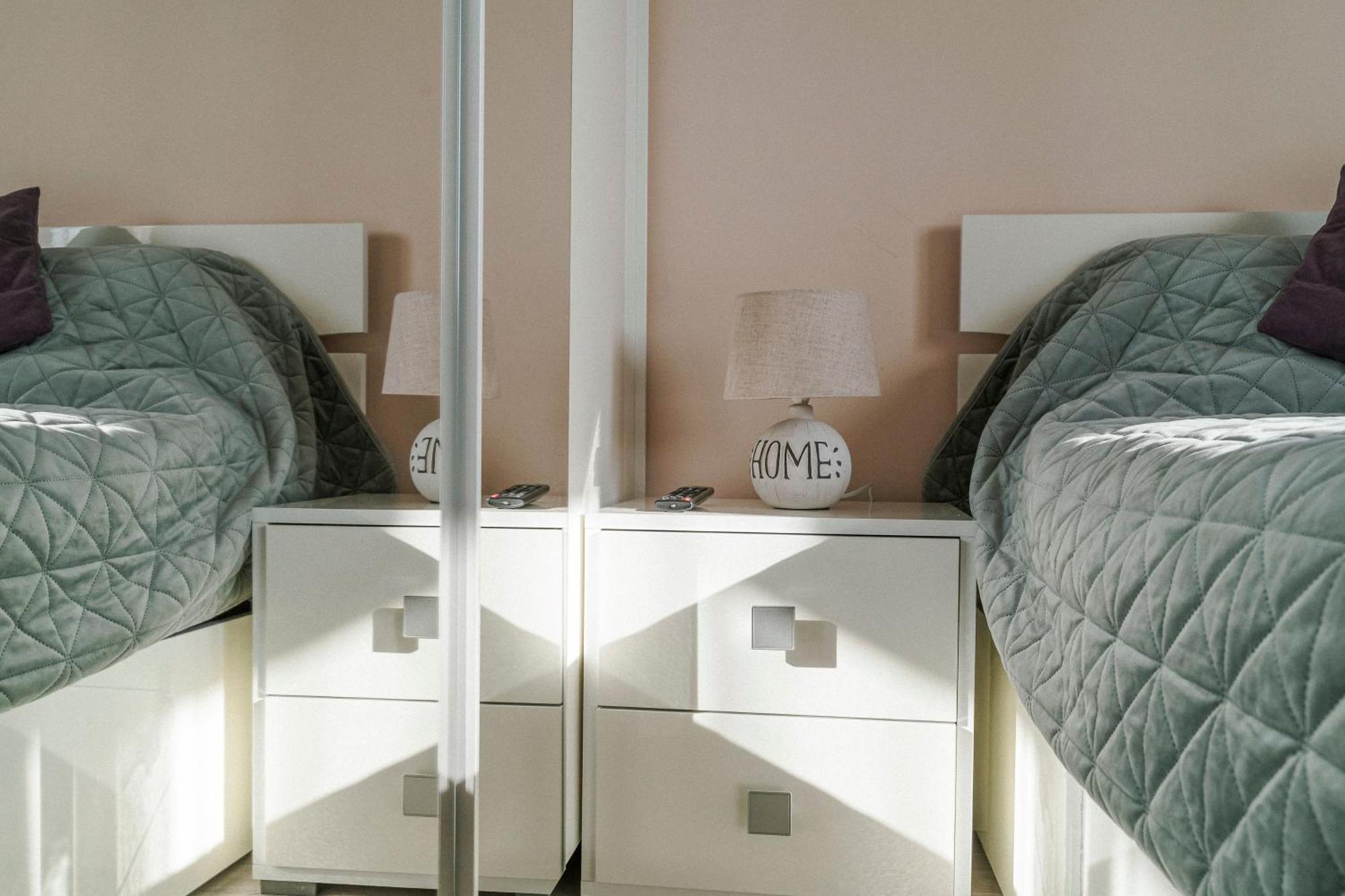 M&M Apartment ออราแด ภายนอก รูปภาพ